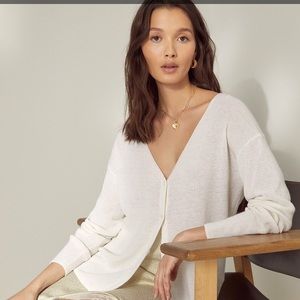 NWT Aritzia front to back cardigan sz M